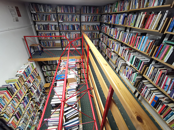 Občinska knjižnica Jesenice - Oddelek za odrasle