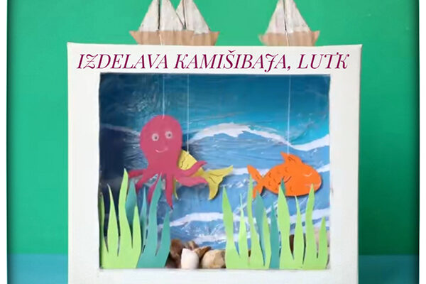 Kamišibaj: pripovedovanje zgodb ob slikah
